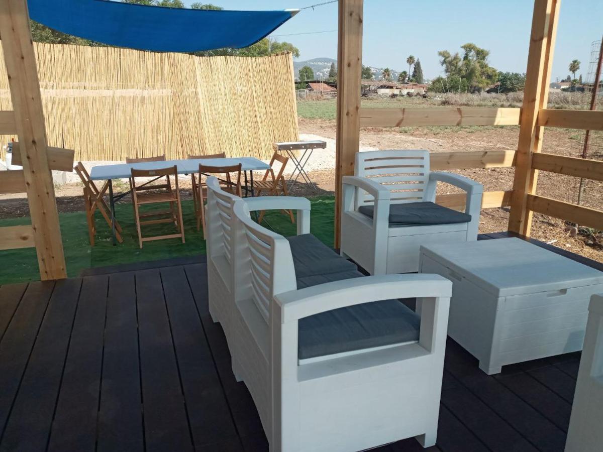 Ferienwohnung אצל דוד בכפר Kfar Gidon Exterior foto