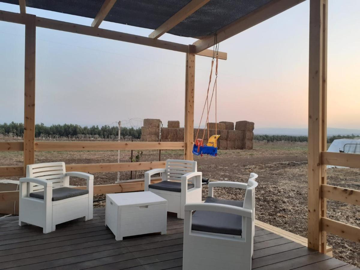 Ferienwohnung אצל דוד בכפר Kfar Gidon Exterior foto